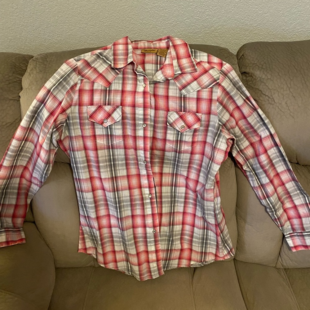 Wrangler plaid button up.